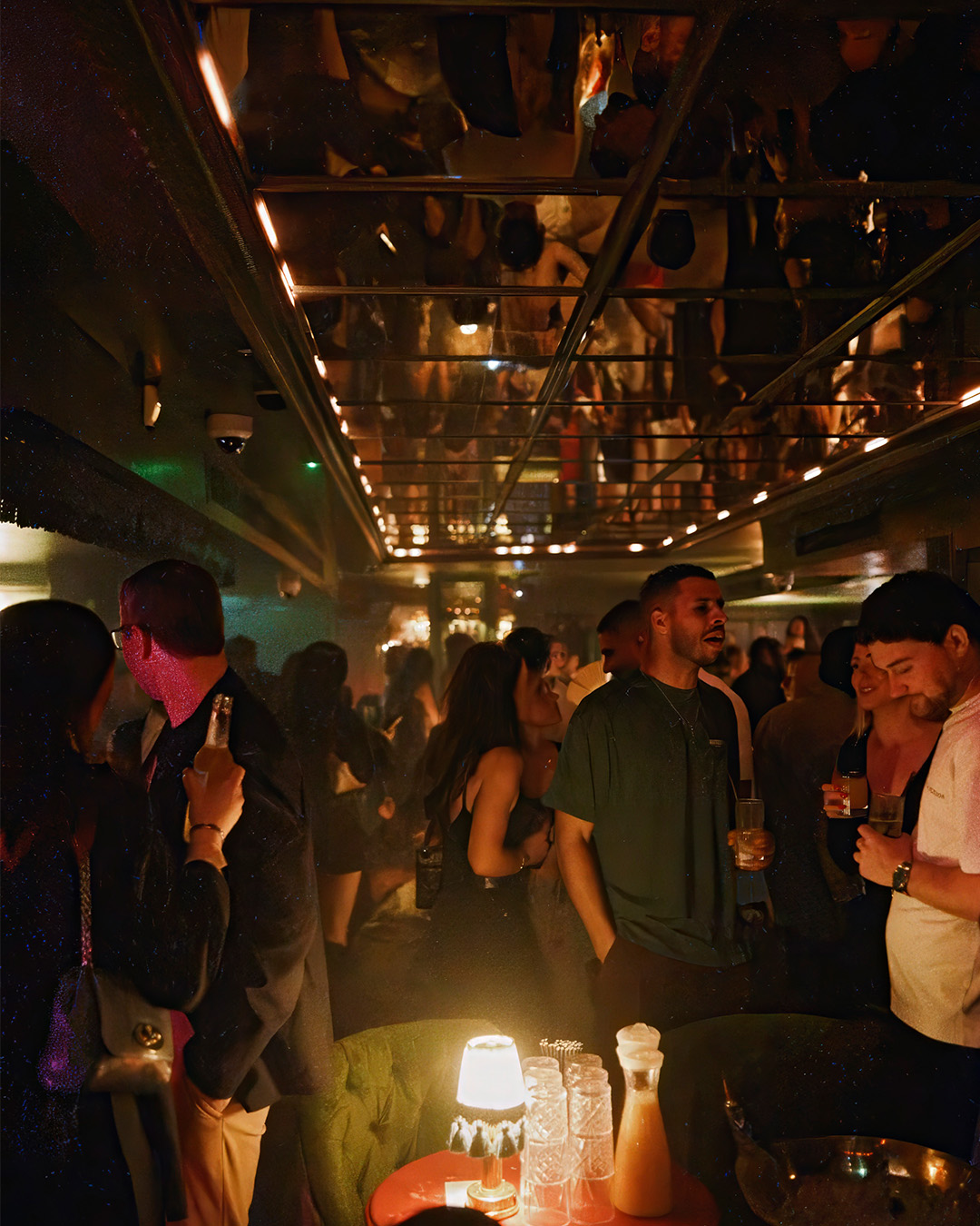 Dear Darling — London nightclub